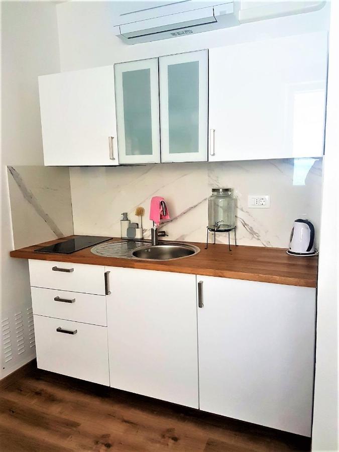 Apartma Soncek Izola Eksteriør bilde
